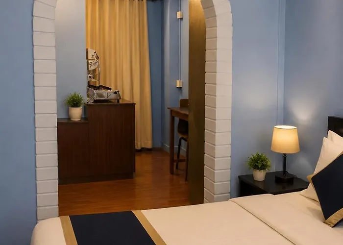Second Hotel